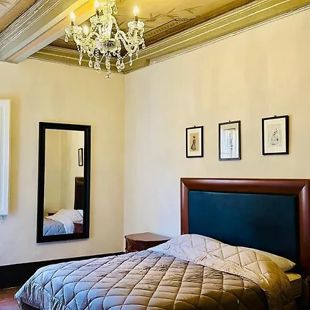 Domus An - San Pietro, Historical And Special Antique Silk Painting Ceilings Room, Very * Siena